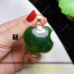 Mặt dây chuyền trái táo ngọc bích Canada đậm, móc vàng 18k - Hình ảnh 5