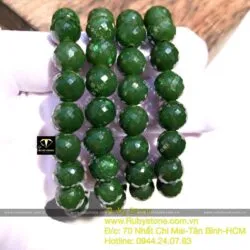 Vòng tay ngọc bích Canada xanh đậm, mài giác 10 ly Vòng tay ngọc bích Canada xanh đậm, mài giác 10 ly