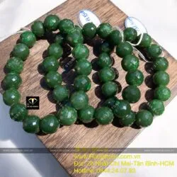 Vòng tay ngọc bích Canada xanh đậm, mài giác 10 ly Vòng tay ngọc bích Canada xanh đậm, mài giác 10 ly