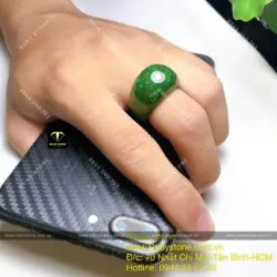 Nhẫn yên ngựa Ngọc bích thon nhọn - Hình ảnh 4