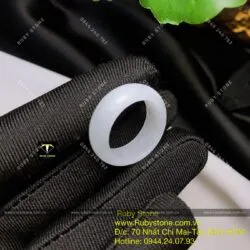 Nhẫn tròn ngọc cẩm thạch (jadeite A) - Ảnh 2