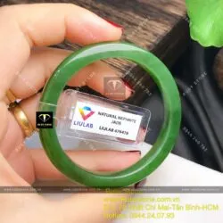 Vòng tay ngọc bích Canada xanh lá VIP, bản vuông 7,5mm - Hình ảnh 6