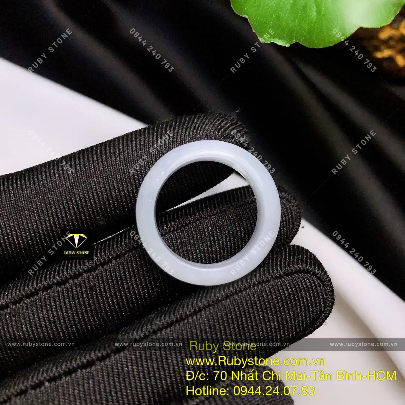 Nhẫn tròn bạch ngọc (jadeite A) Nhẫn tròn bạch ngọc (jadeite A) - Ảnh 7