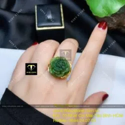 Nhẫn Hoa mẫu đơn Ngọc bích, vàng 18k