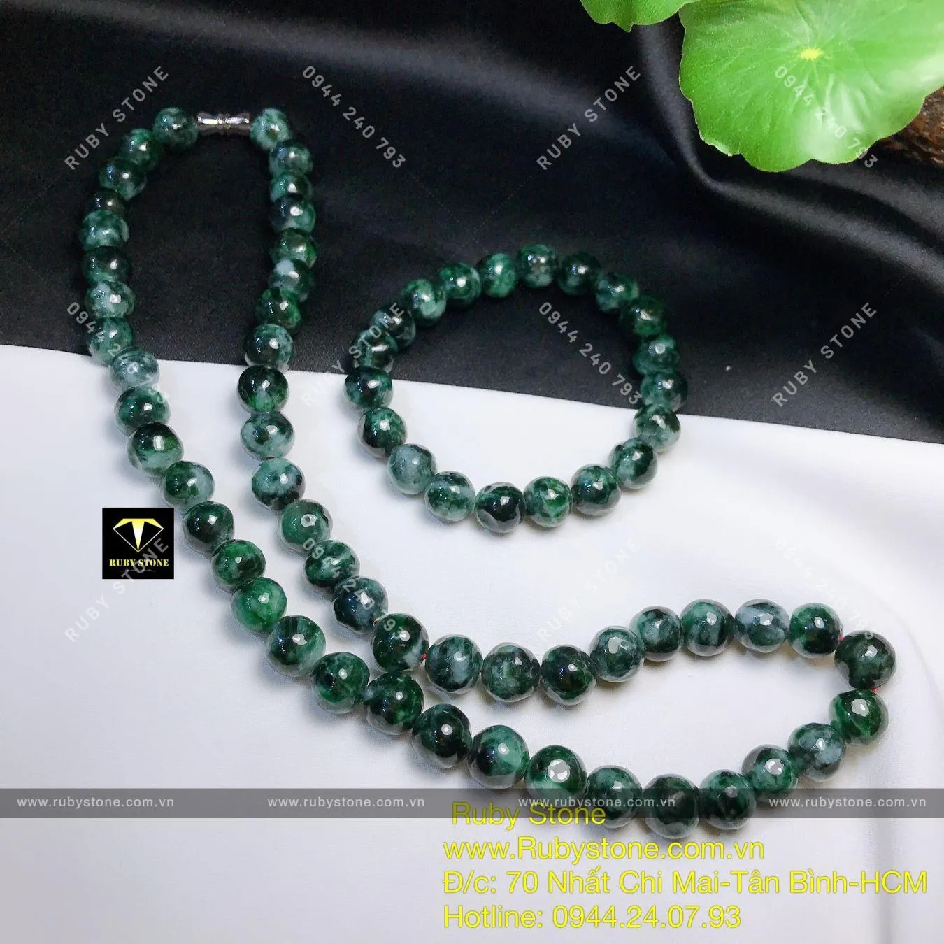 Bộ sản phẩm vòng cổ và vòng tay Cẩm thạch sơn thuỷ (jadeite A) Bộ sản phẩm vòng cổ và vòng tay Cẩm thạch sơn thuỷ (jadeite A) - Ảnh 3