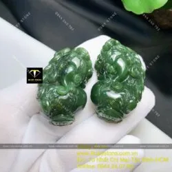 Cặp tỳ hưu ngọc bích Canada chạm trổ tinh xảo xanh đậm (Linh vật Phong thủy trưng bày)