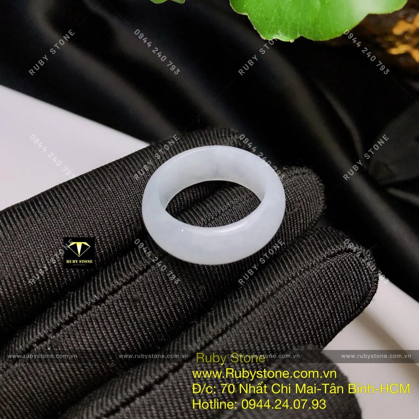 Nhẫn tròn bạch ngọc (jadeite A) Nhẫn tròn bạch ngọc (jadeite A) - Ảnh 4