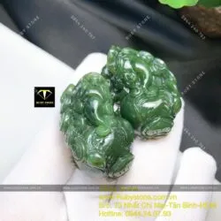 Cặp tỳ hưu ngọc bích Canada chạm trổ tinh xảo xanh đậm (Linh vật Phong thủy trưng bày) - Ảnh 4