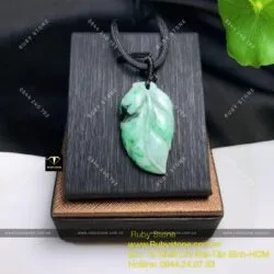 Mặt dây chuyền chiếc lá Cẩm Thạch sơn thuỷ (Jadeite A), KT 38mm - Ảnh 3