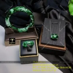 Bộ sản phẩm vòng tay - nhẫn và lu thống ngọc Cẩm thạch sơn thuỷ (jadeite A)