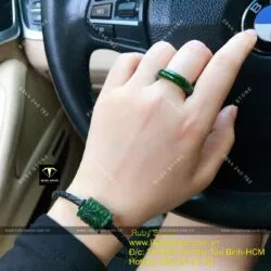 Lu thống chạm khắc ngọc bích Canada xanh đậm, size nhỏ Lu thống chạm khắc ngọc bích Canada xanh đậm, size nhỏ