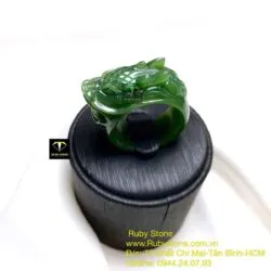 Nhẫn đầu Rồng ngọc bích Canada (nguyên khối) - Ảnh 2