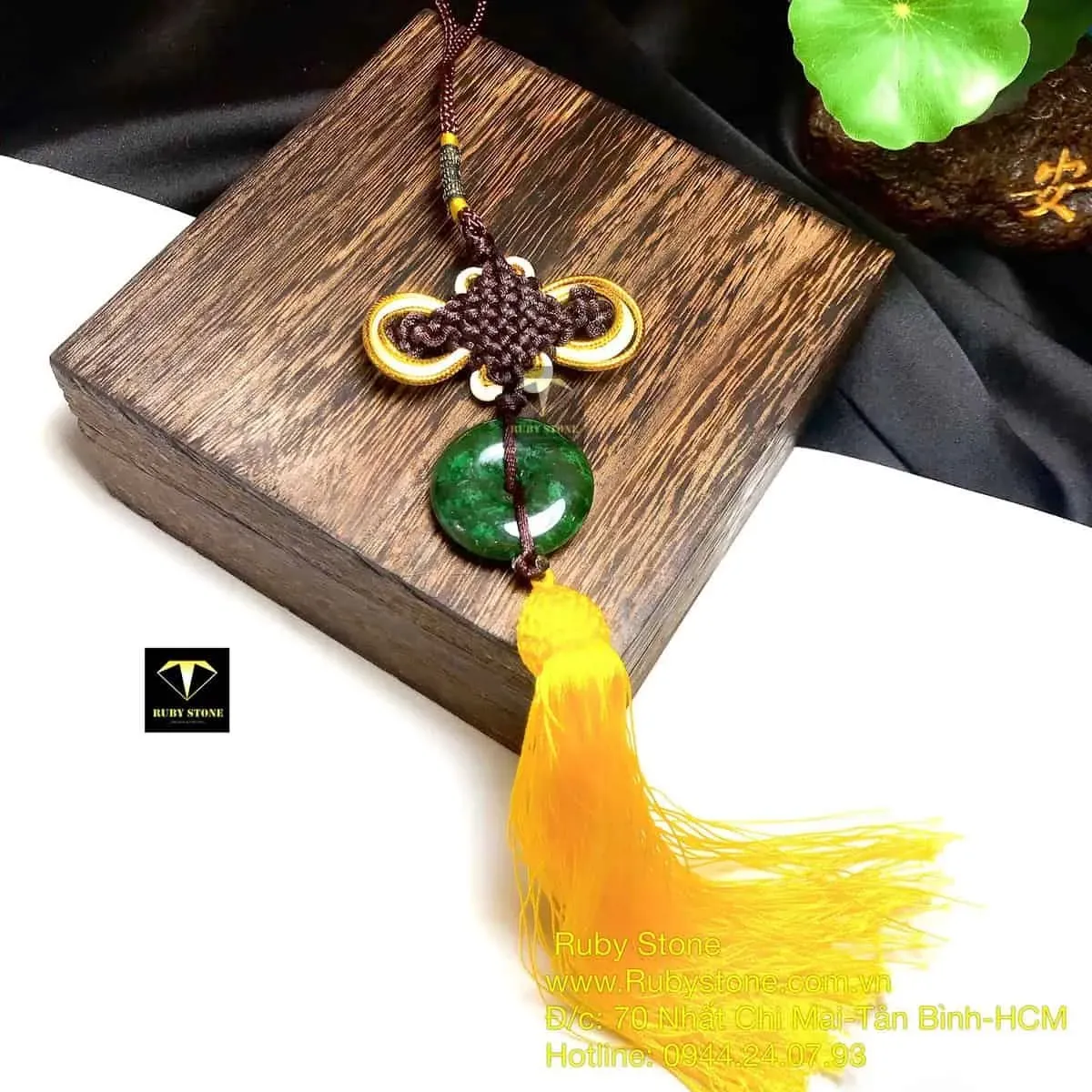 Móc treo xe đồng điếu bình an ngọc bích Canada Móc treo xe đồng điếu bình an ngọc bích Canada - Ảnh 2