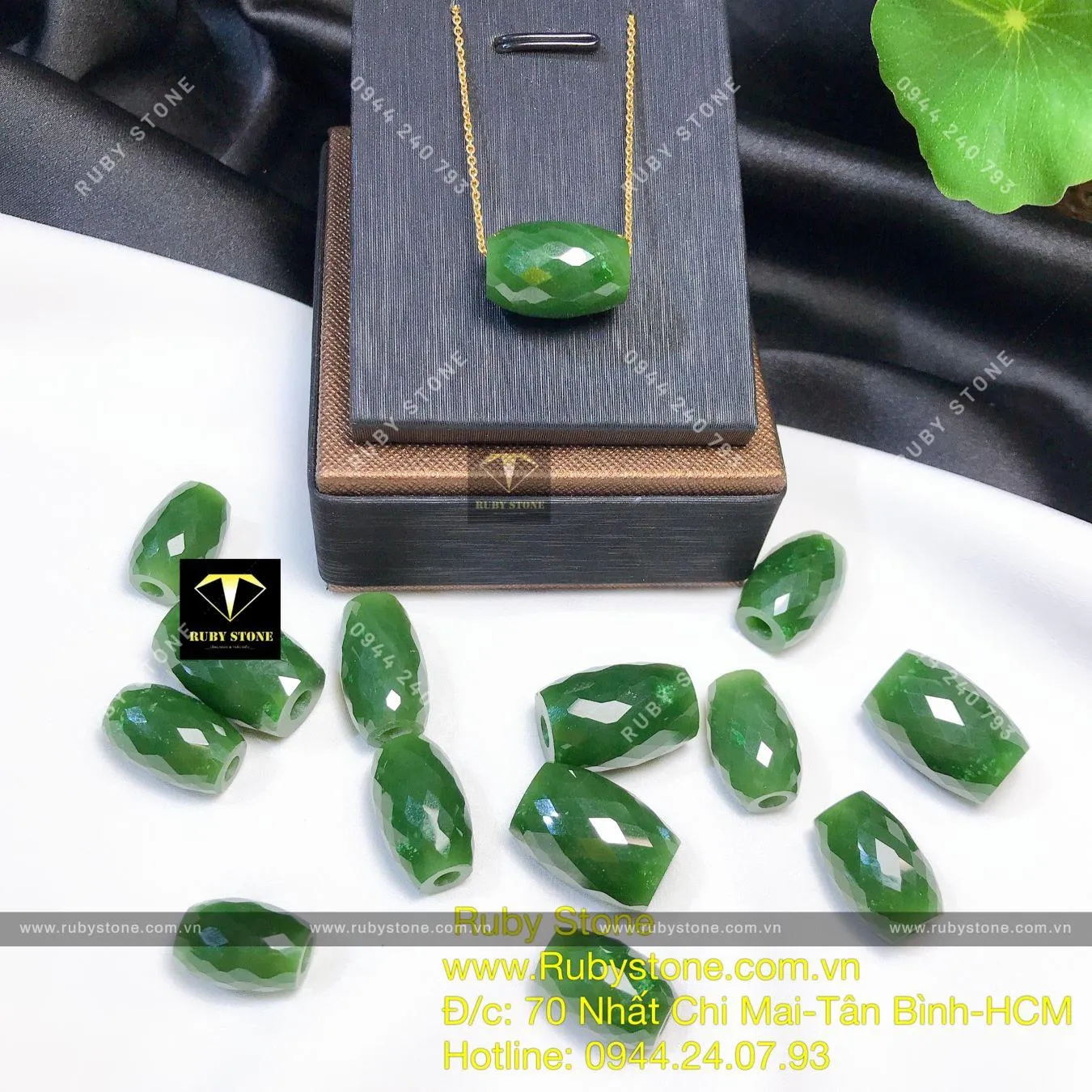 Lu thống ngọc bích Canada xanh lá mài giác Lu thống ngọc bích Canada xanh lá mài giác