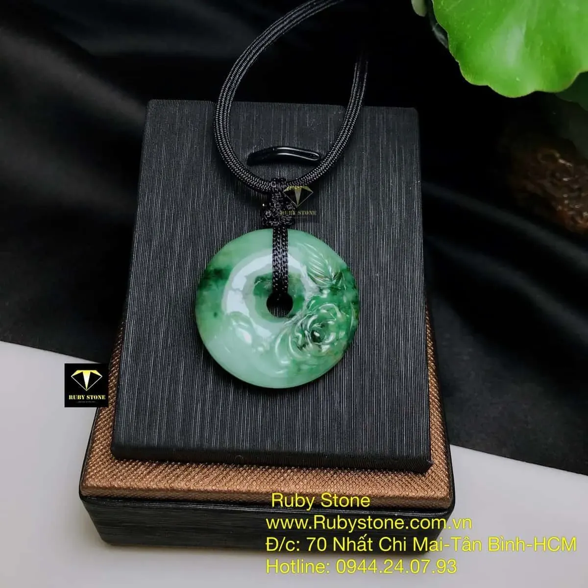 Đồng điếu ngọc Cẩm thạch lý táo chạm hoa mẫu đơn Đồng điếu ngọc Cẩm thạch lý táo chạm hoa mẫu đơn - Ảnh 6