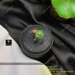 Nhẫn hoa mai Ngọc bích thiết kế, vàng 10k