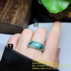 Nhẫn ngọc Cẩm thạch dầu lý