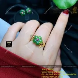 Nhẫn hoa mai Ngọc bích thiết kế, vàng 10k