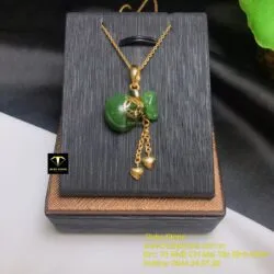 Mặt dây chuyền túi tiền Ngọc bích, vàng 10k - Hình ảnh 5