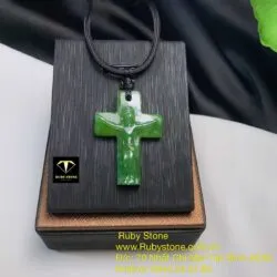 Mặt dây chuyền thánh giá Ngọc bích chạm tay, kích thước 37mm - Ảnh 4