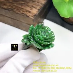 Nhẫn hoa mẫu đơn Ngọc bích (nguyên khối)