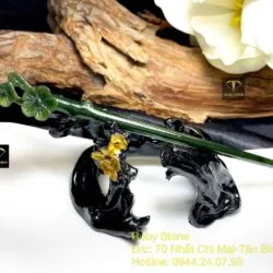 Trâm cài tóc hoa mai Ngọc bích chạm trổ tinh xảo