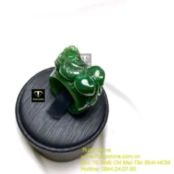Nhẫn bản liền Tỳ hưu ngọc bích Canada (Gia công theo ni tay) - Ảnh 5