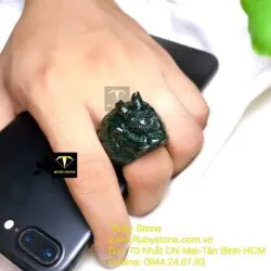 Nhẫn đầu rồng ngọc Cẩm thạch xanh đen