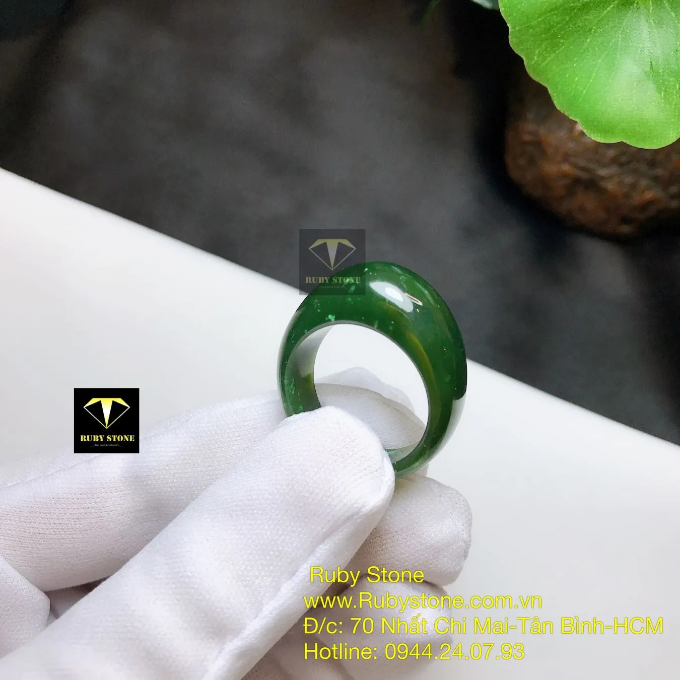 Nhẫn yên ngựa Ngọc bích Canada xanh đậm Nhẫn yên ngựa Ngọc bích Canada xanh đậm - Ảnh 5