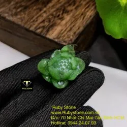 Mặt dây chuyền hoa sen ngọc bích