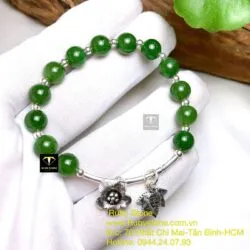 Vòng ngọc bích Canada mix charm bạc - Ảnh 3