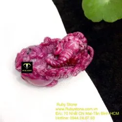 Tỳ hưu Ruby Nam Phi, kích thước 52x47mm