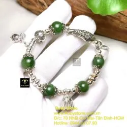 Vòng ngọc bích Canada mix charm bạc