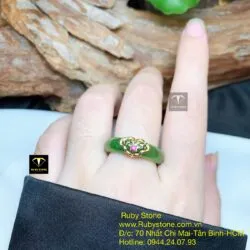Nhẫn tròn Ngọc bích xanh lá, vàng 10k