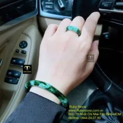 Bộ sản phẩm vòng và nhẫn ngọc cẩm thạch sơn thuỷ