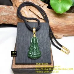 Phật Bà Quan Âm ngọc bích, móc vàng 18k - Hình ảnh 6