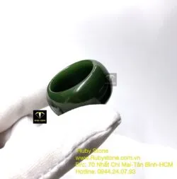 Nhẫn bầu Ngọc bích xanh đậm VIP, bản 15mm - Hình ảnh 6