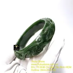 Vòng ngọc bích chạm Hoa mai, ni tay 55mm - Hình ảnh 6