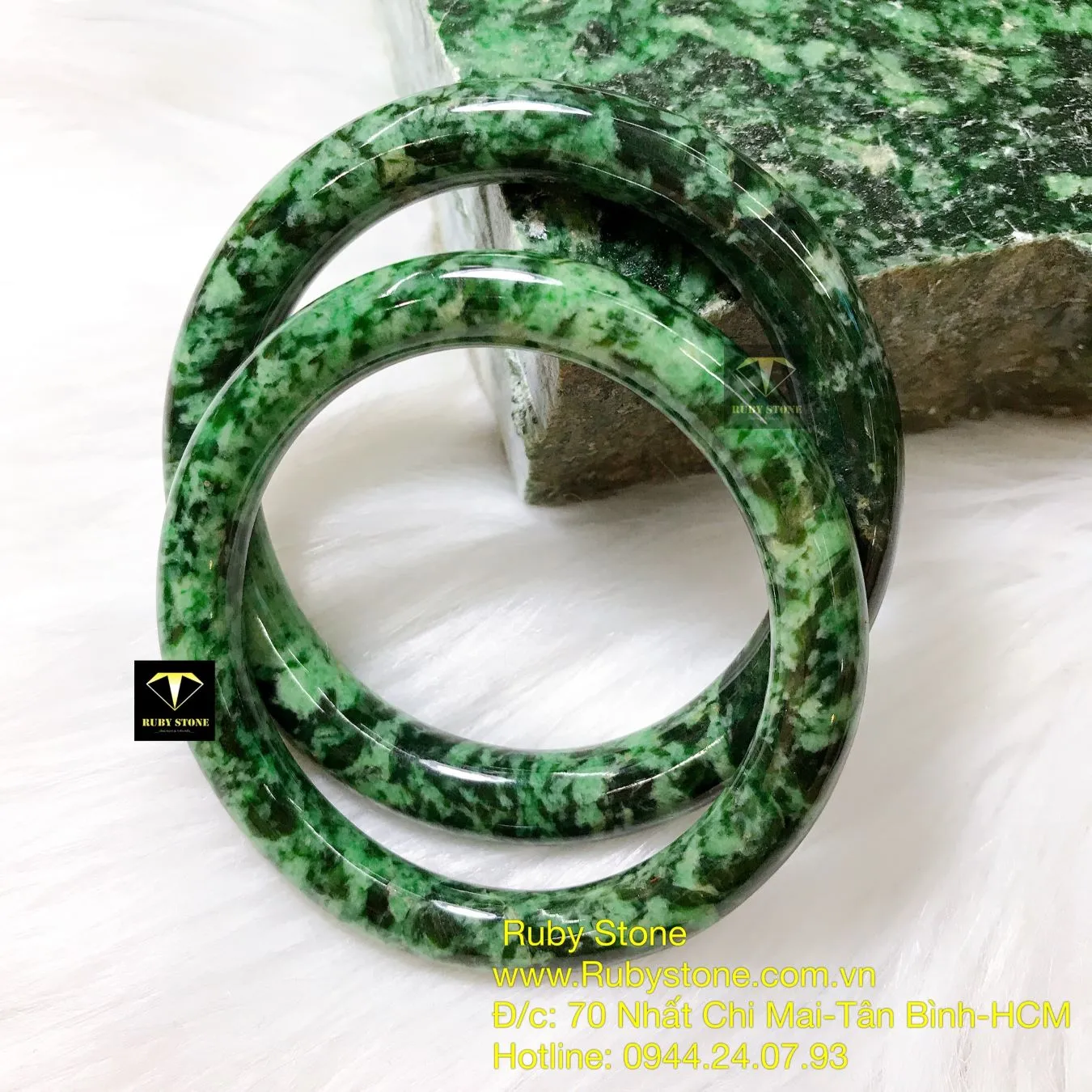 Vòng ngọc cẩm thạch sơn thuỷ bản tròn Vòng ngọc cẩm thạch sơn thuỷ bản tròn