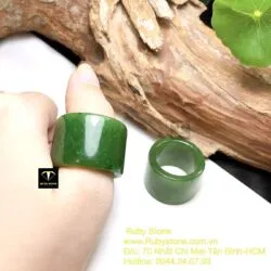 Nhẫn càn long Ngọc bích xanh lá (loại thường)