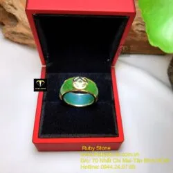 Nhẫn ngọc bích Canada bản 8 ly, vàng 18k