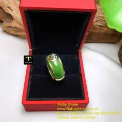 Nhẫn ngọc bích Canada bản 8 ly, vàng 18k - Ảnh 3
