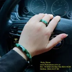 Bộ sản phẩm vòng và nhẫn ngọc cẩm thạch sơn thuỷ Bộ sản phẩm vòng và nhẫn ngọc cẩm thạch sơn thuỷ