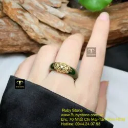 Nhẫn tròn Ngọc bích hoa văn tấm trắng, vàng 10k
