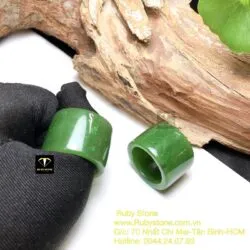 Nhẫn càn long Ngọc bích xanh lá (loại thường)