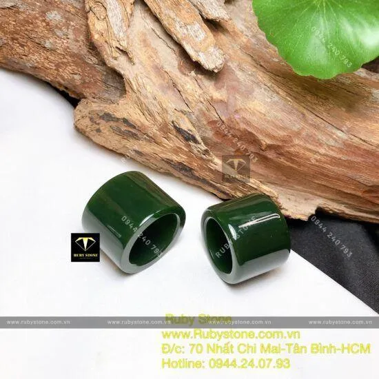 Ý nghĩa của Nhẫn Càn Long - Nhẫn Càn Long ngọc bích
