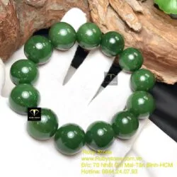 Vòng chuỗi Ngọc bích xanh lá 19 ly - Hình ảnh 4