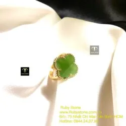 Nhẫn cỏ bốn cánh Ngọc bích xanh lá, vàng 18k - Ảnh 4