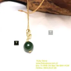 Mặt dây chuyền Trái châu Ngọc bích, móc vàng 18k - Hình ảnh 3