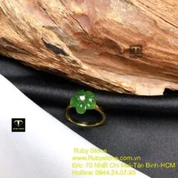 Nhẫn hoa mai Ngọc bích, vàng 18k - Ảnh 2